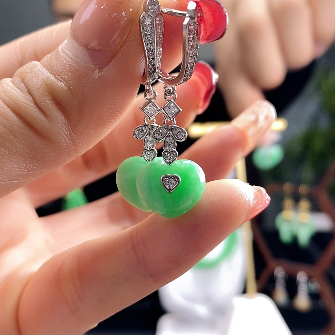 翡翠耳饰银S925镶嵌翡翠