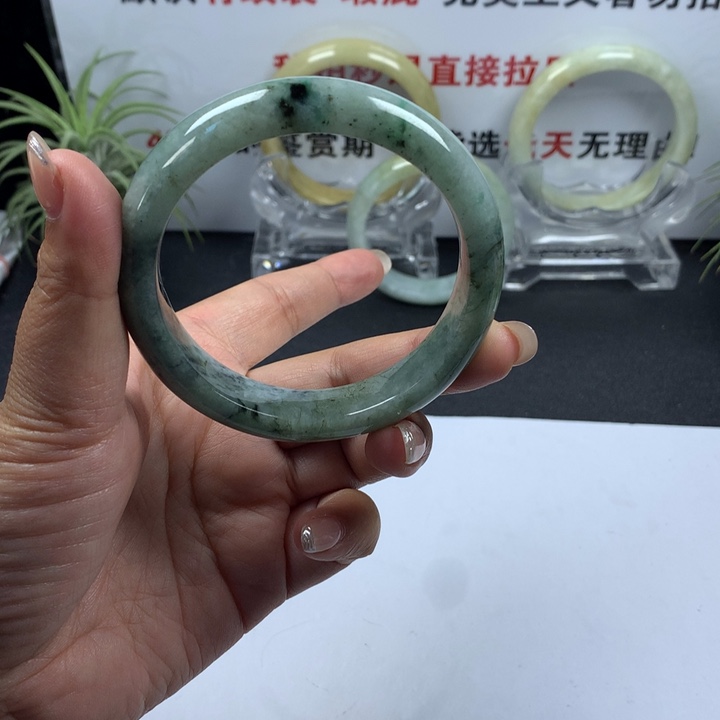 未镶嵌手镯翡翠61