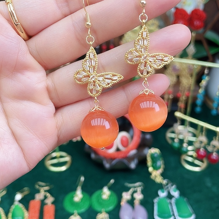 石英质玉耳钉合金