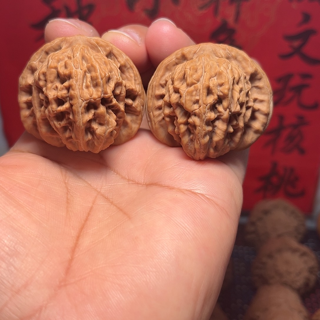 文玩核桃吊坠4.1尺四座楼（小尖小刮蹭）
