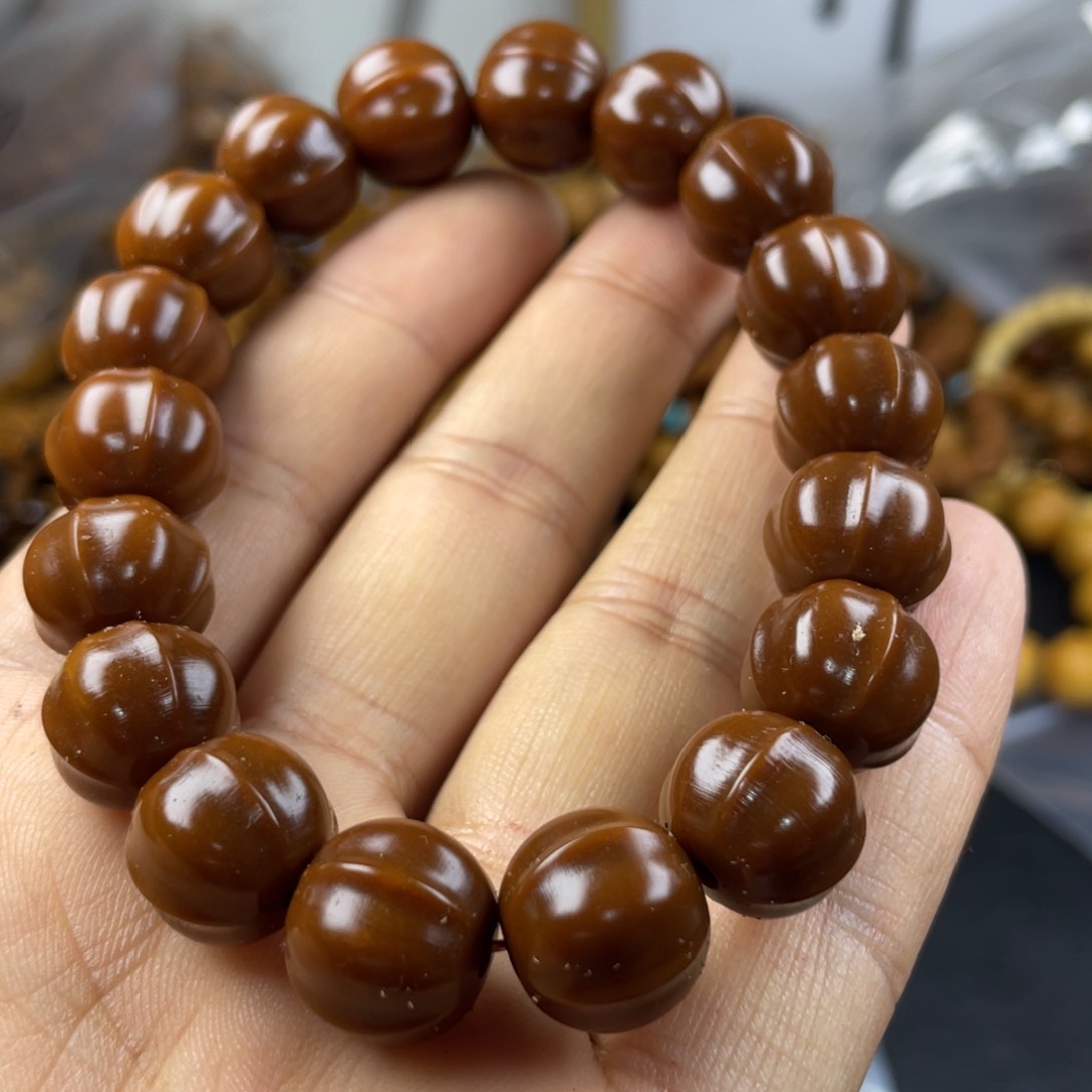 猴头核桃吊坠这么早