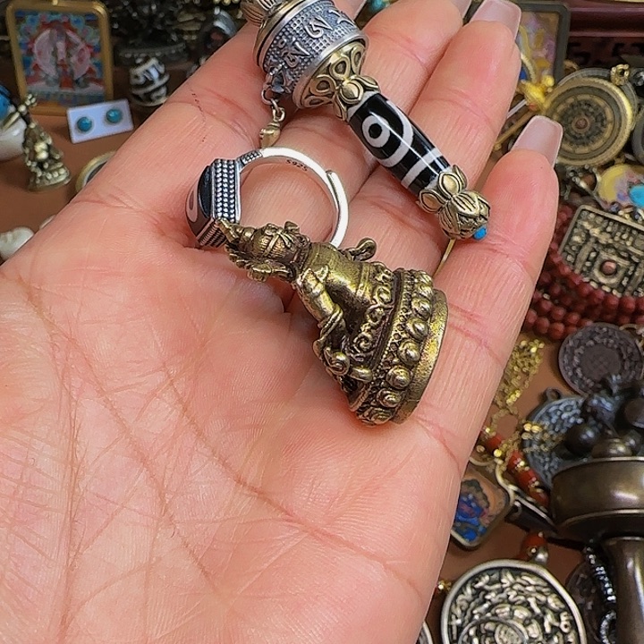 泥塑c**o哈哈456678999990