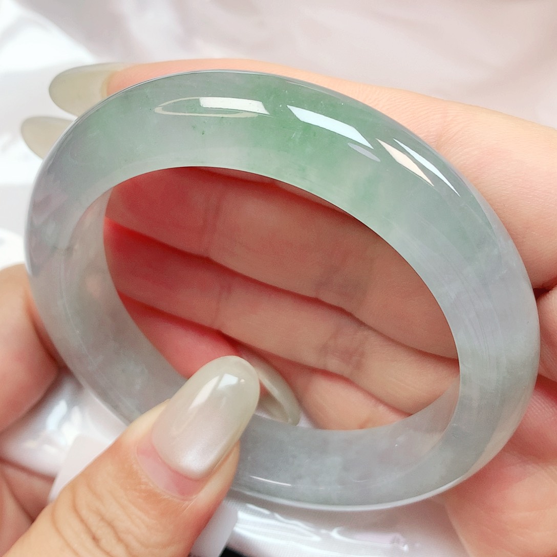 翡翠手镯未镶嵌抖音518