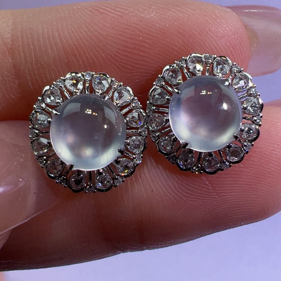 翡翠18K金镶嵌耳饰耳钉