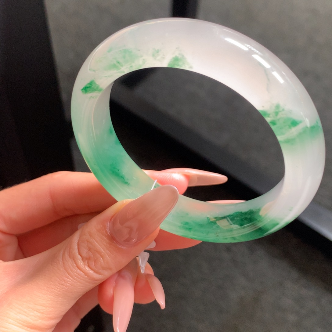 石英质玉未镶嵌手镯