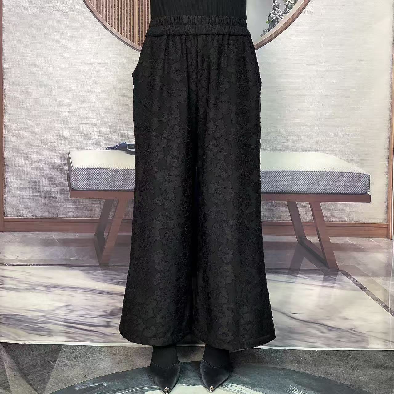 K15011新款加绒烫金阔腿裤