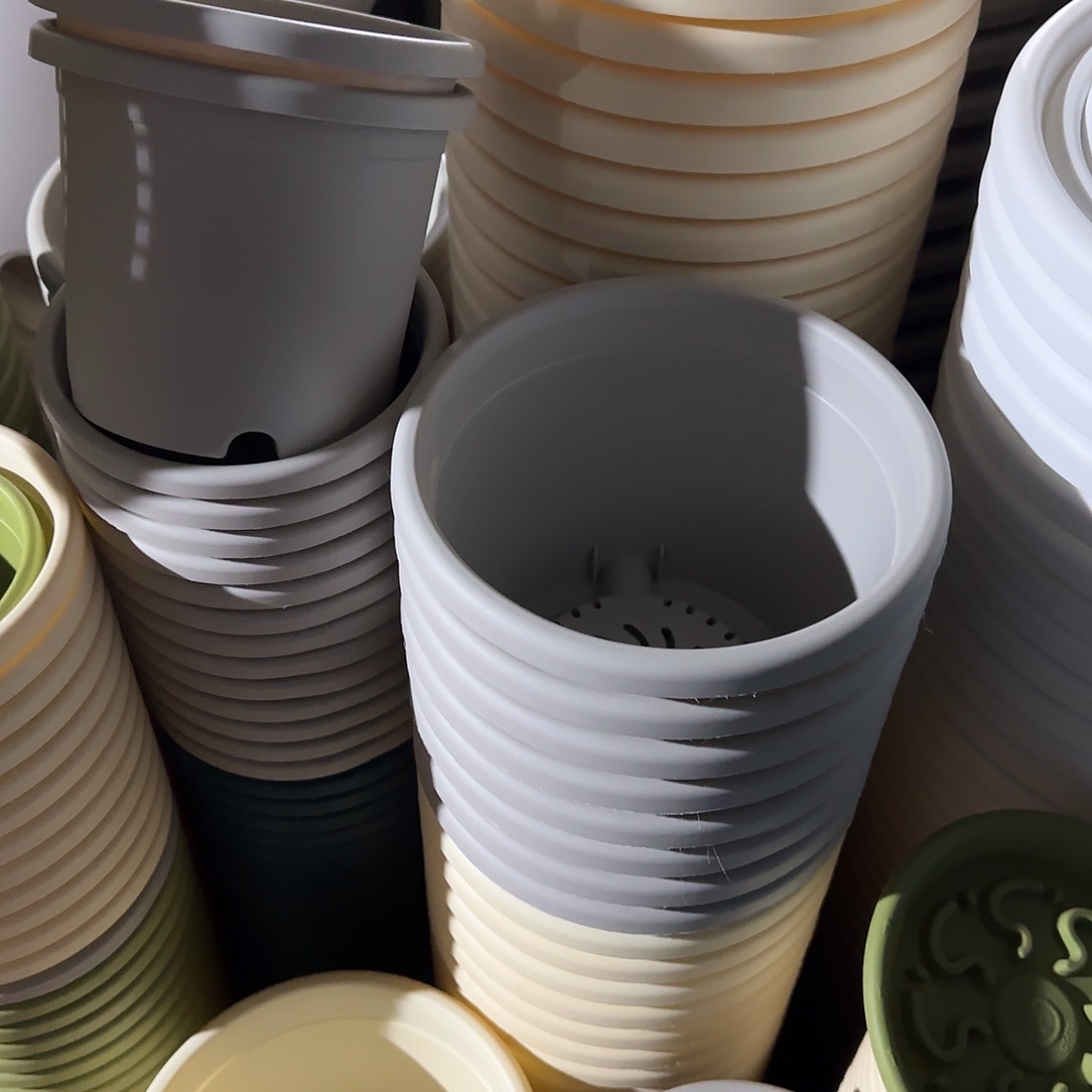 树脂方4带托6个灰白