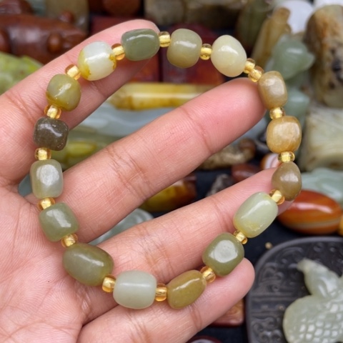 和田玉未镶嵌颈饰31