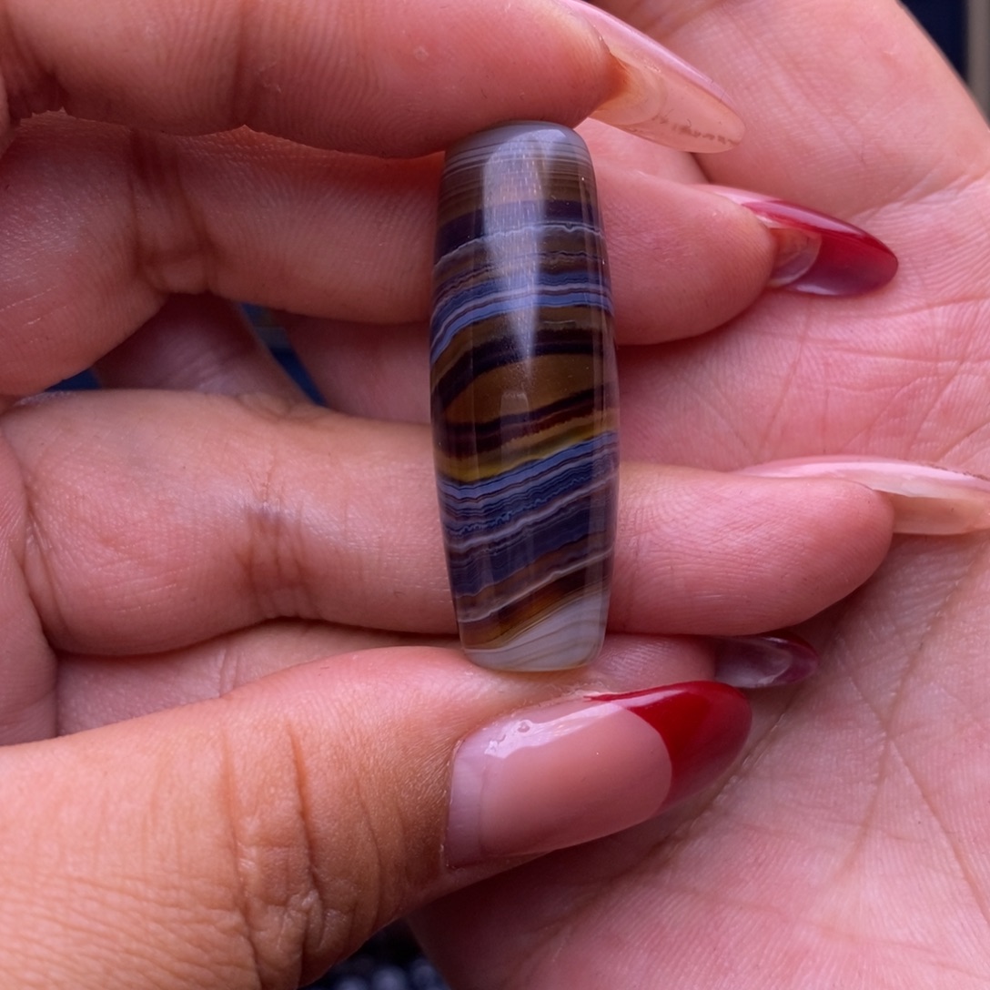 东***6玛瑙/玉髓未镶嵌珠宝半成品