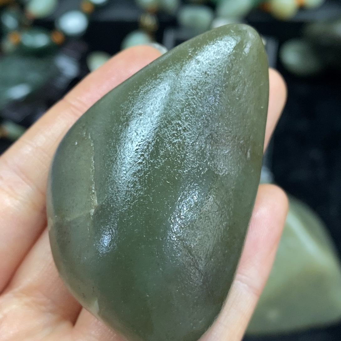 未镶嵌和田玉挂件