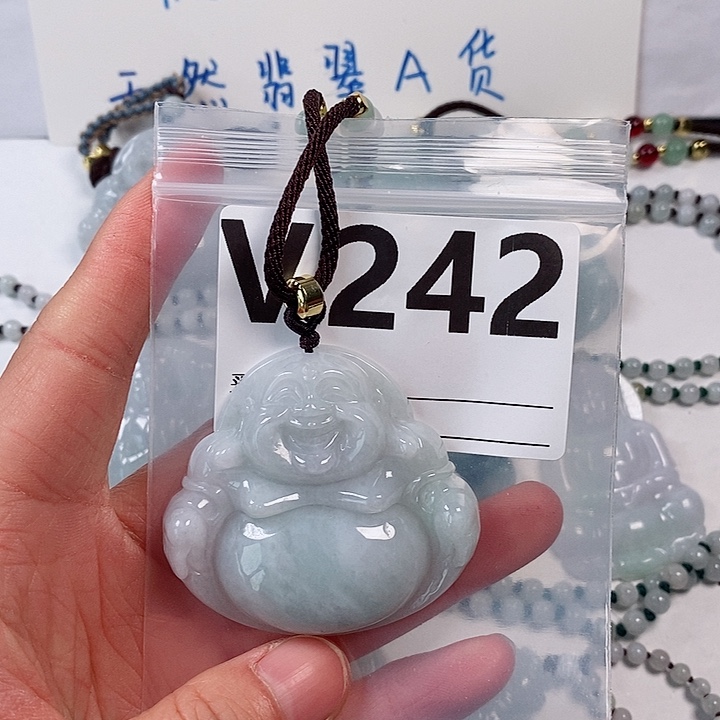 翡翠颈饰未镶嵌天然