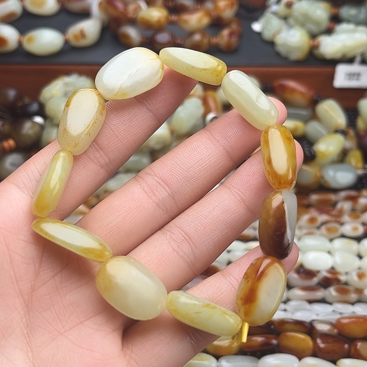 和田玉手链未镶嵌