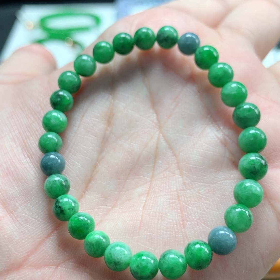 翡翠未镶嵌手链翡翠