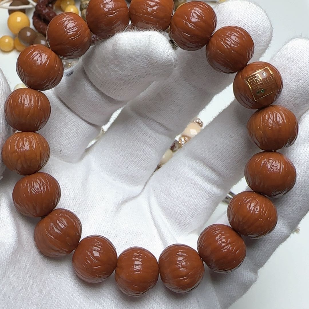 猴头核桃手串聚宝盆