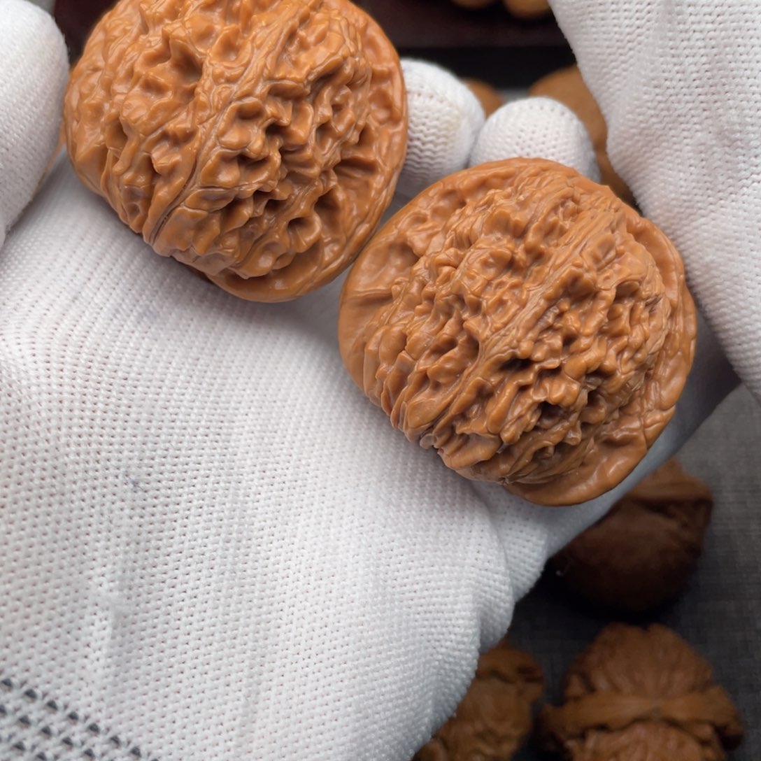 文玩核桃把件44平谷精品毕业楼50克