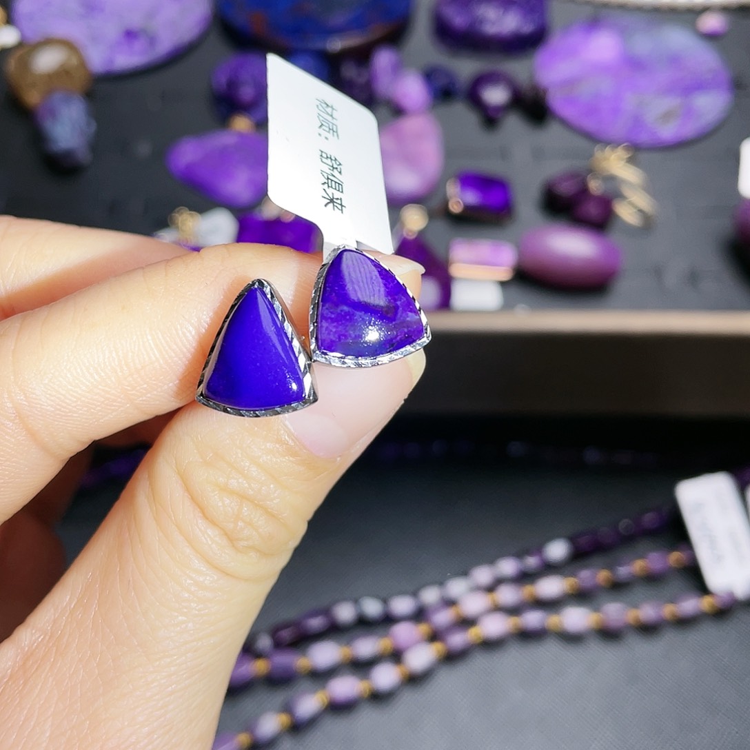 苏纪石（舒俱来）耳钉银S925镶嵌