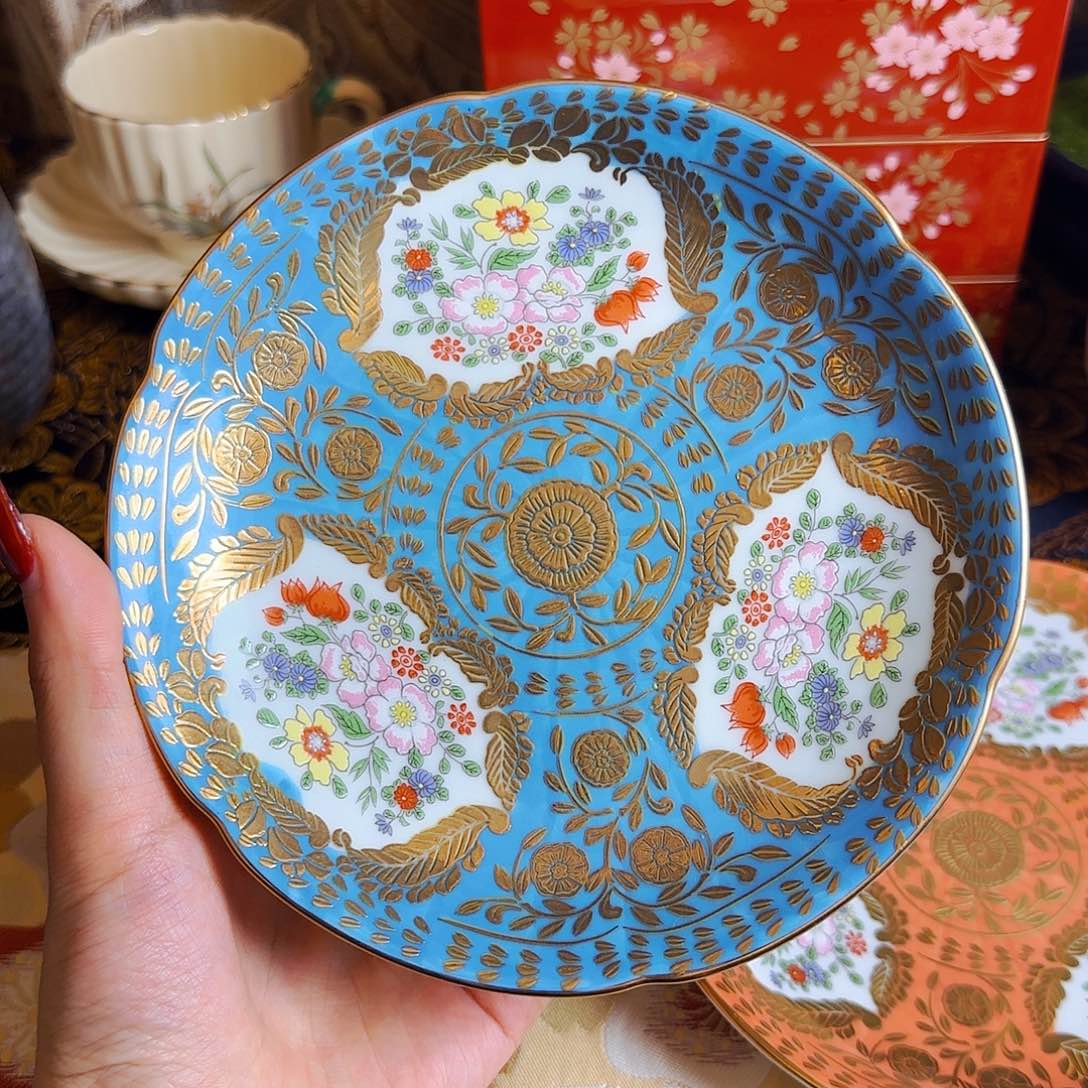 它家茶具瓷器真美！6