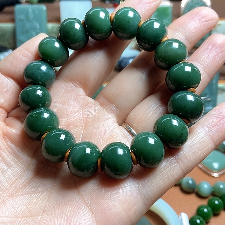 拒***海和田玉未镶嵌颈饰