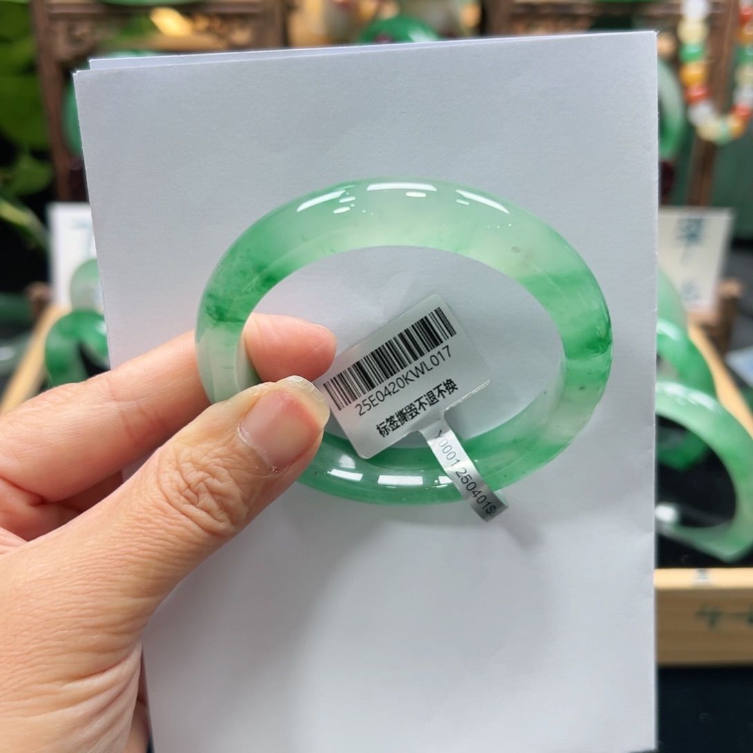 石英质玉手镯未镶嵌➕佳佳555657