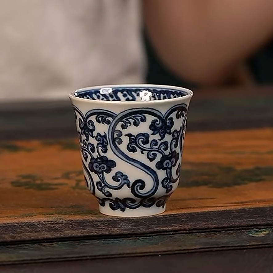 【品遗敬仁】研山琢器手绘仿明青花灵芝大闻香杯90cc 口径6.3 高6cm
