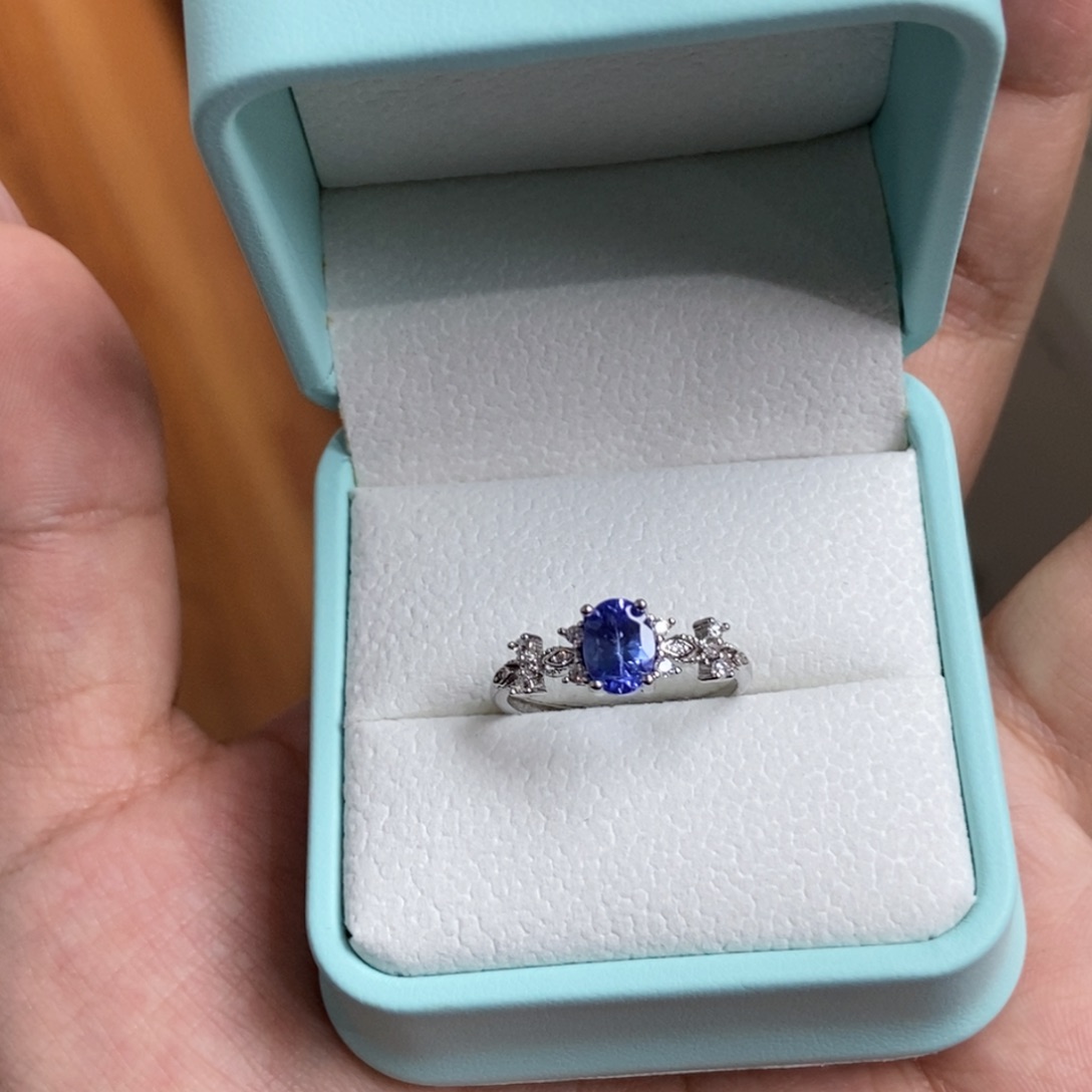 十***一银S925镶嵌戒指坦桑石