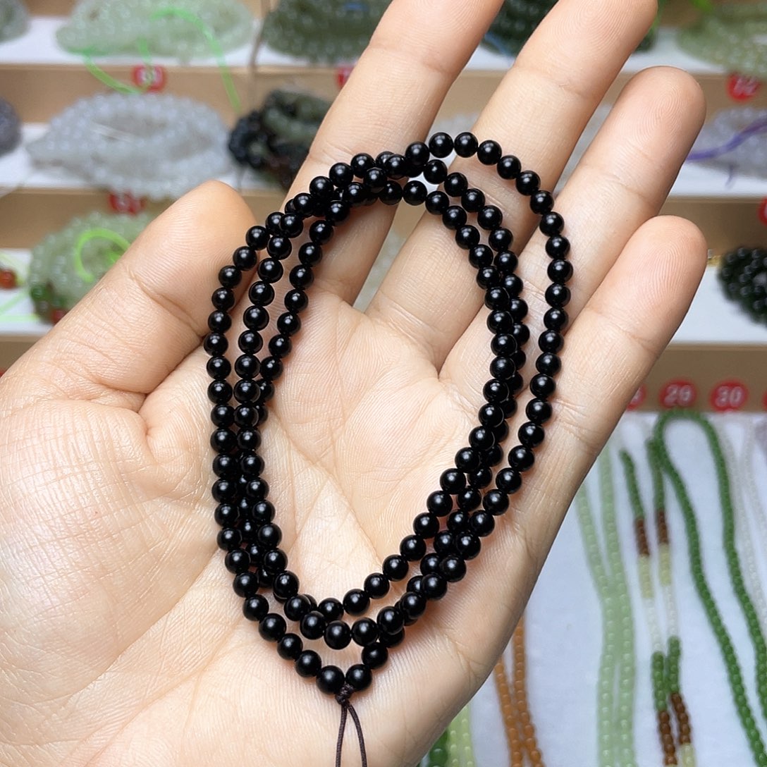 和田玉颈饰未镶嵌杏**光4mm