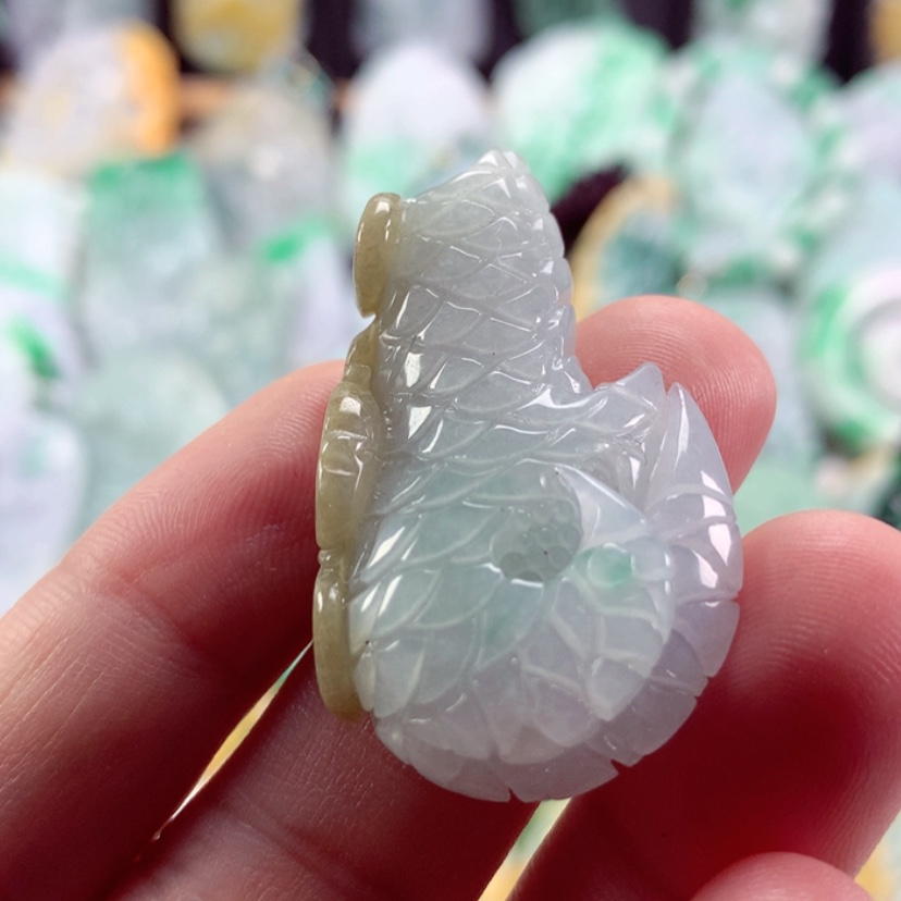 【闪购商品】翡翠吊坠(不含链)未镶嵌