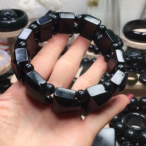 未镶嵌手串和田玉