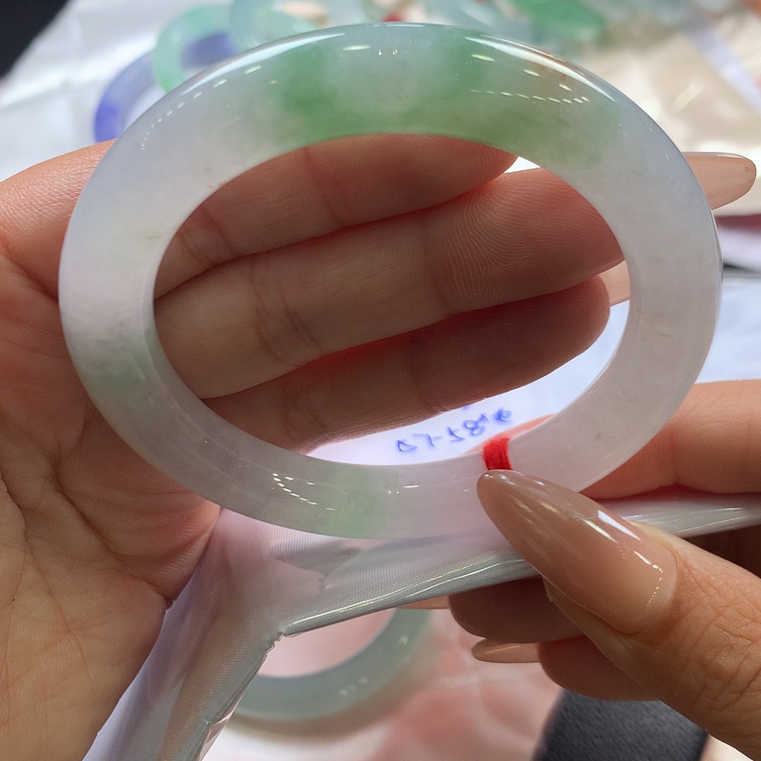 翡翠未镶嵌手镯58.4圆