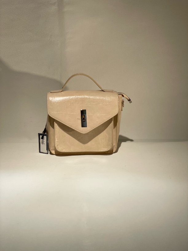 8年包店109活动包包