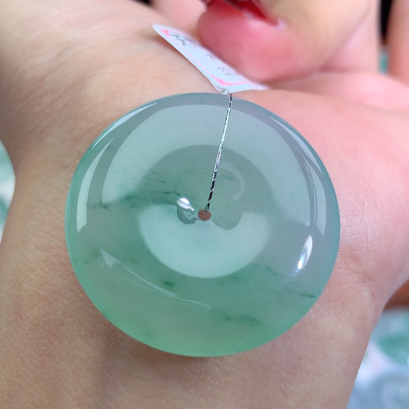 【闪购商品】翡翠吊坠(不含链)未镶嵌