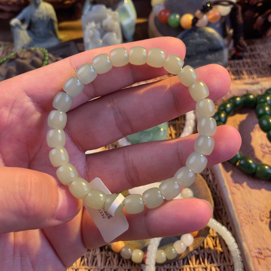 未镶嵌手链和田玉