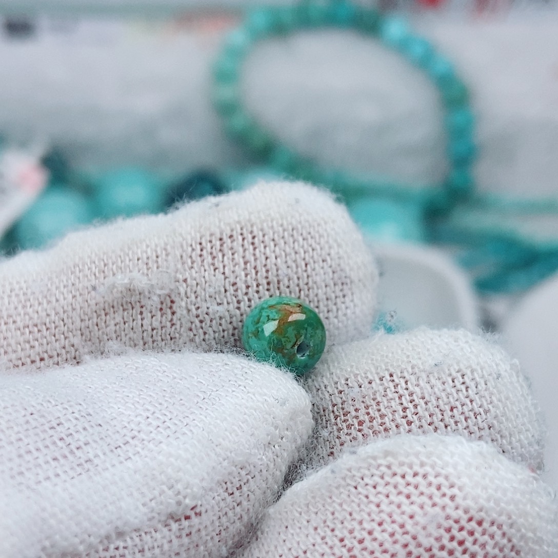 鑫****绿松石未镶嵌珠宝奇石