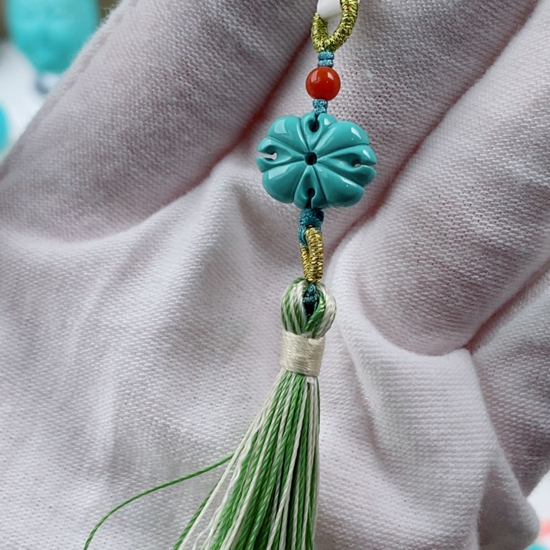 绿松石配饰未镶嵌