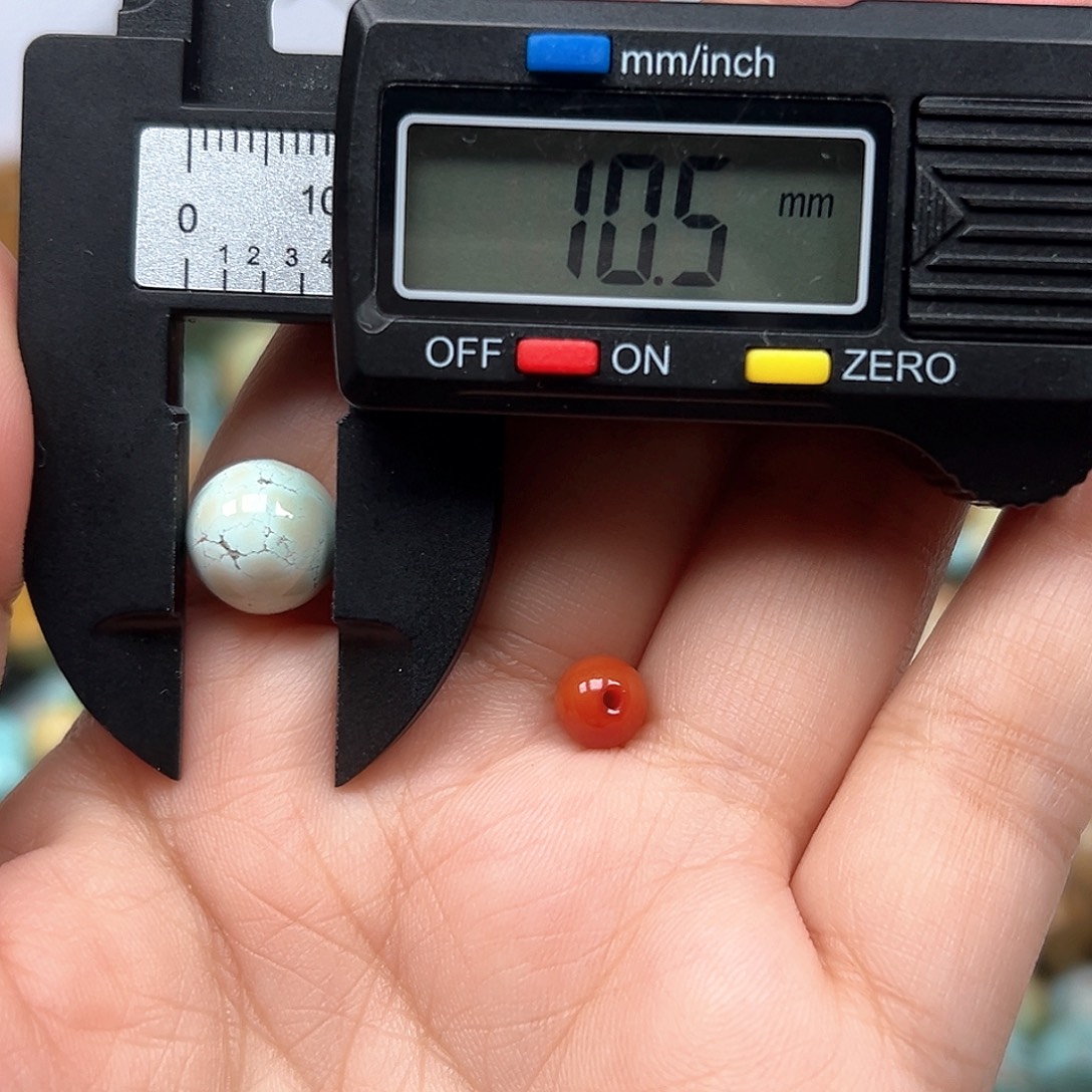 南红玛瑙未镶嵌珠宝奇石