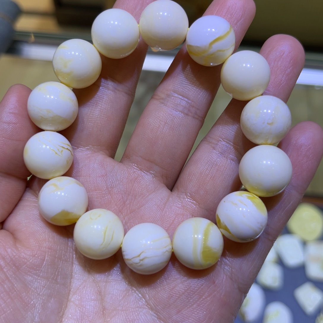 琥珀裸石未镶嵌14.8mm瓷白圆珠手串
