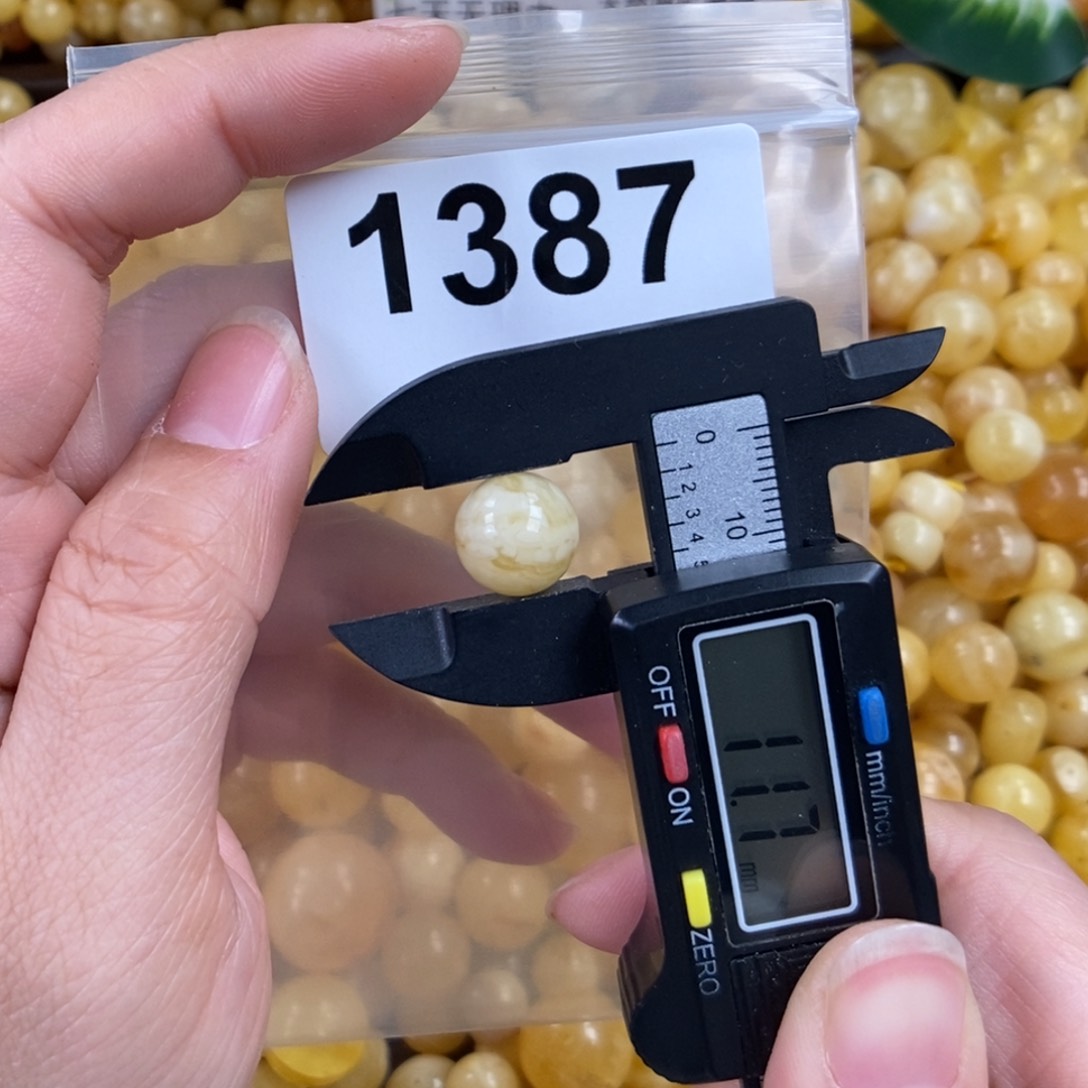 未镶嵌蜜蜡珠宝奇石