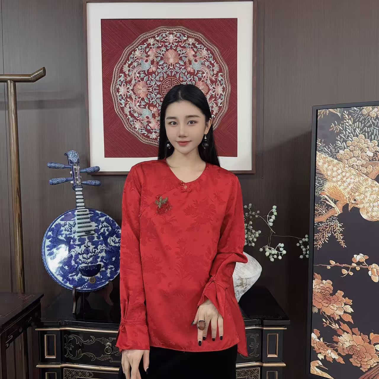 Betty Bairn【嫣红佳人】新中式气质感桑蚕丝提花新款上衣Q7528