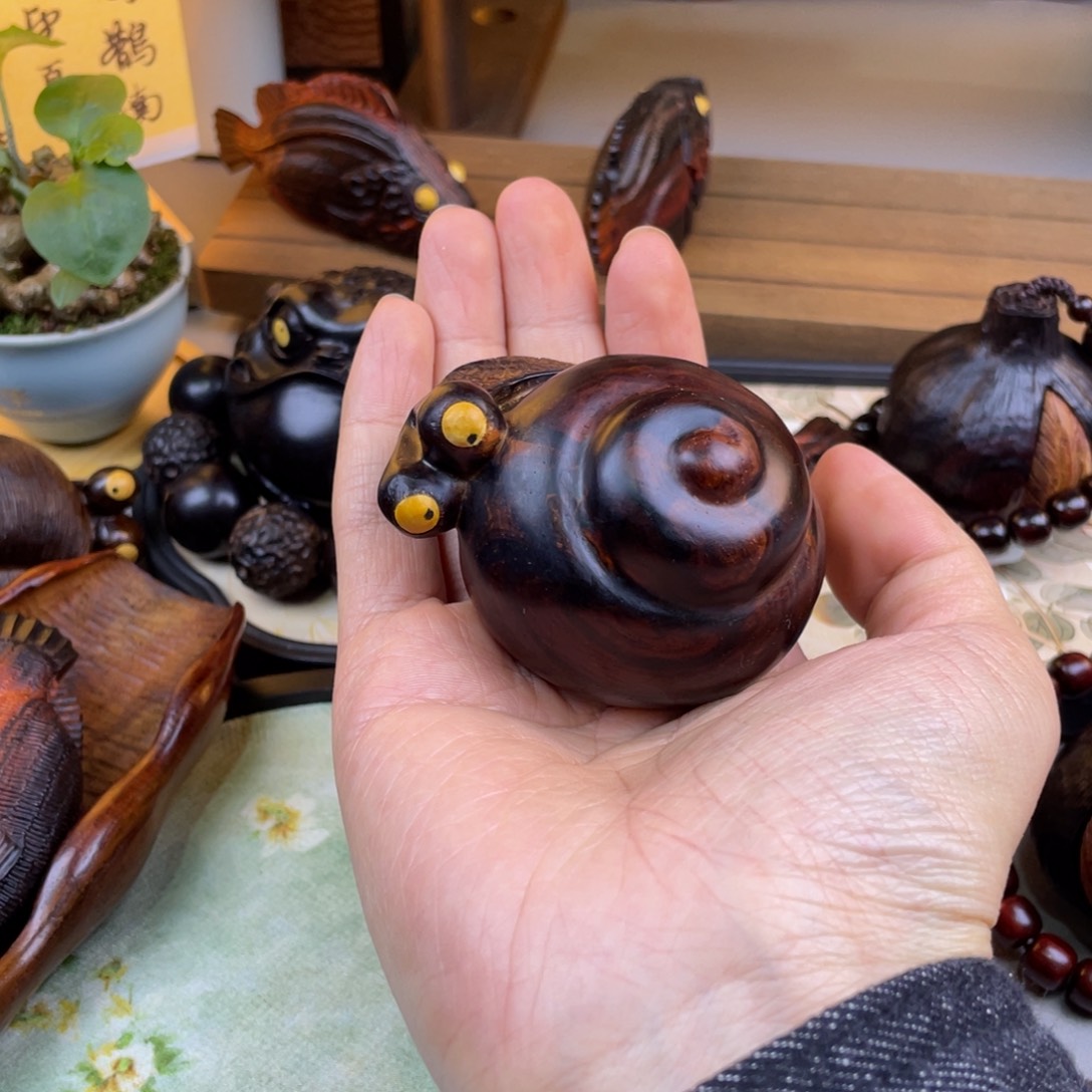 唢***哈微凹黄檀（南美大红酸枝）