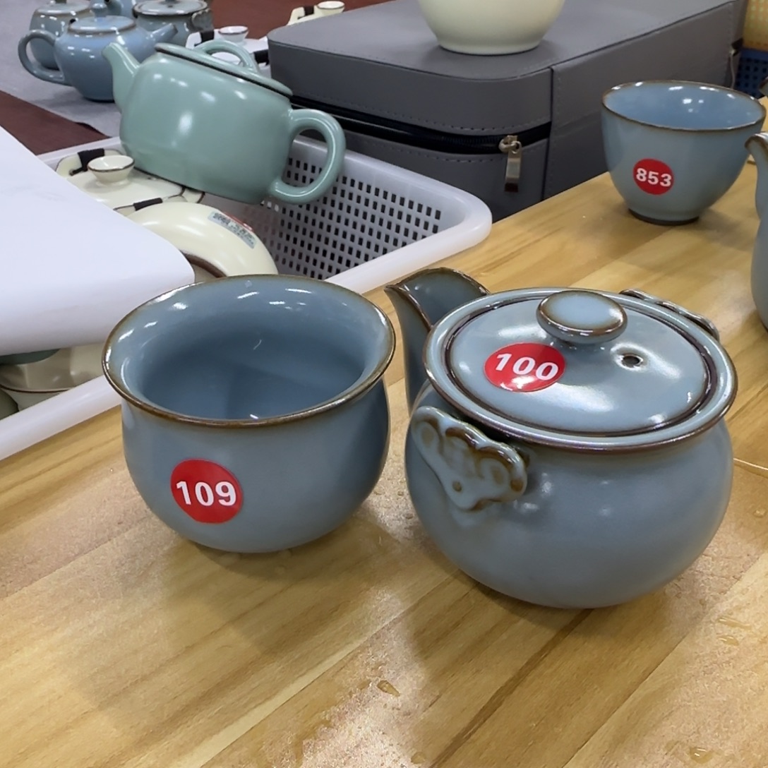 配礼盒，编号发货。。。。。。。。。