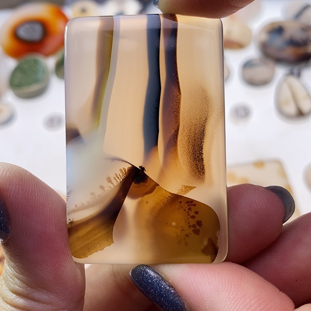 未镶嵌玛瑙/玉髓珠宝奇石