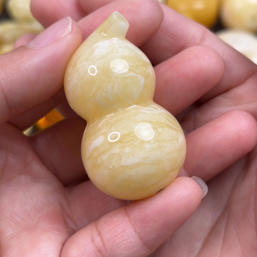 琥珀裸石未镶嵌虎皮纹葫芦