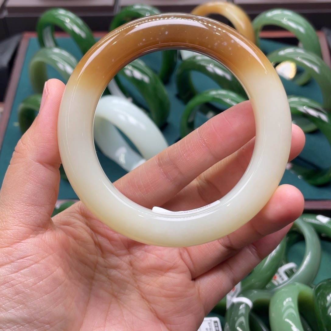 和田玉未镶嵌手镯5859