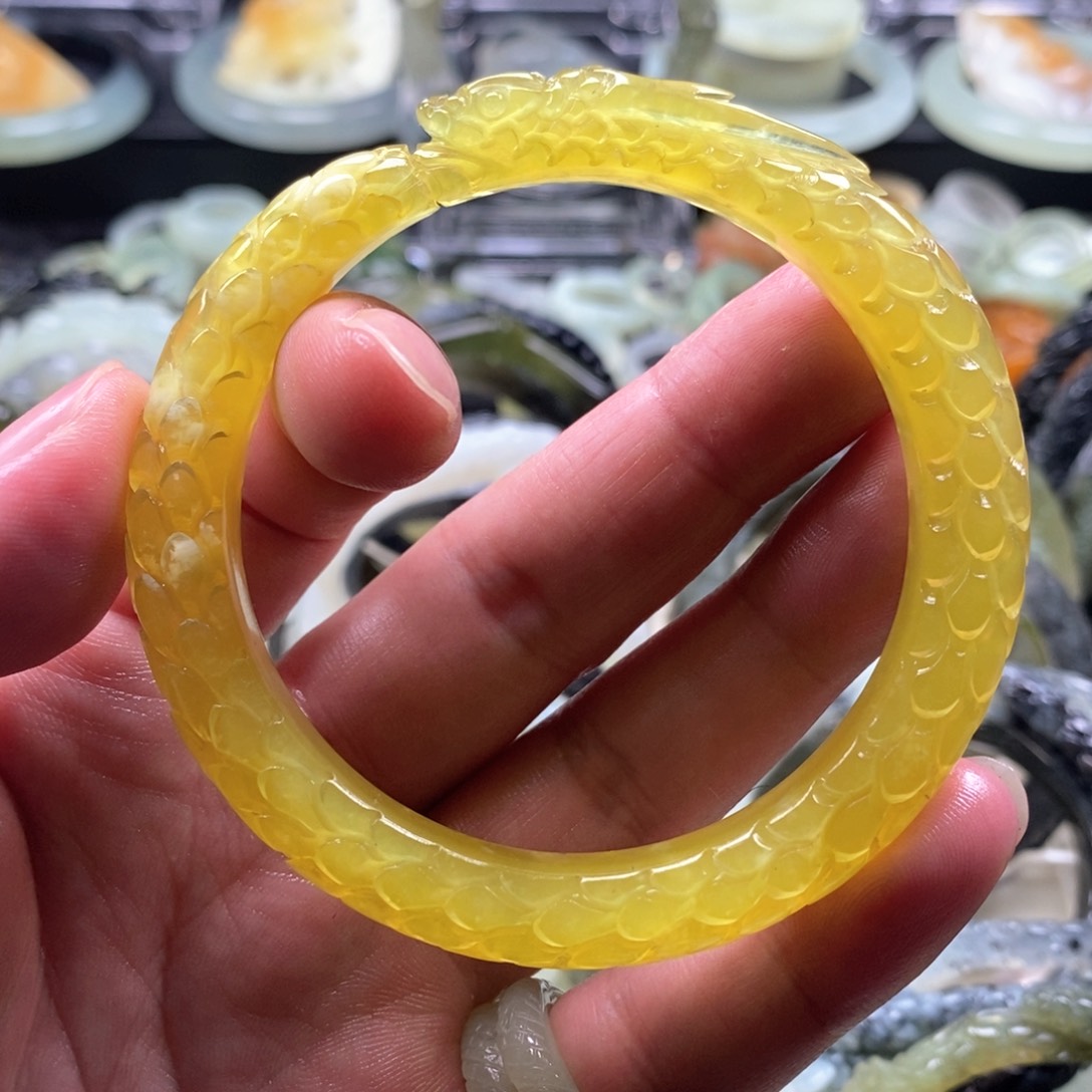 岫玉手镯未镶嵌大****配手镯