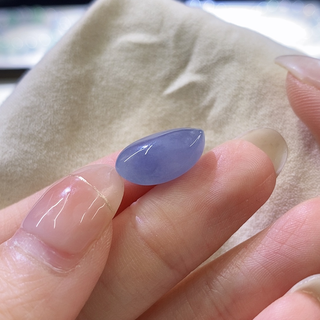 翡翠未镶嵌挂件随行