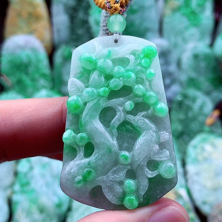 翡翠吊坠(不含链)未镶嵌