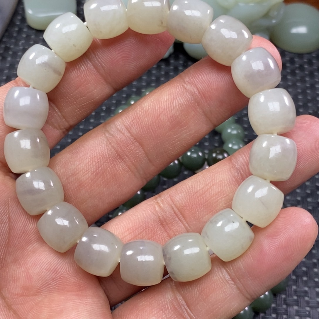 和田玉手链未镶嵌