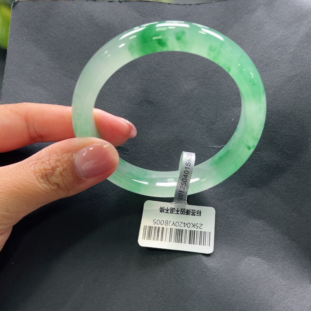 石英质玉手镯未镶嵌➕玲玲57