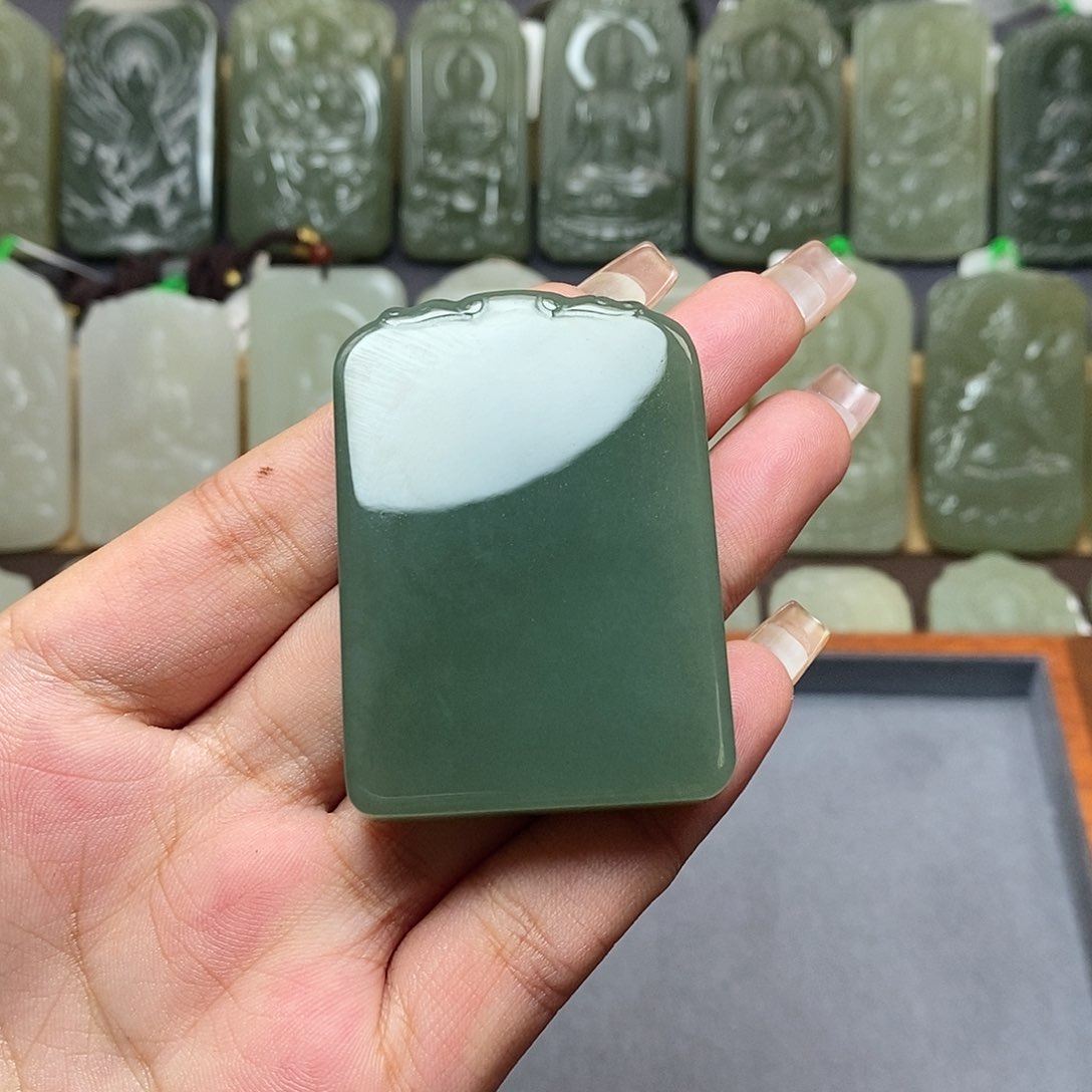 【闪购商品】和田玉颈饰未镶嵌糖*