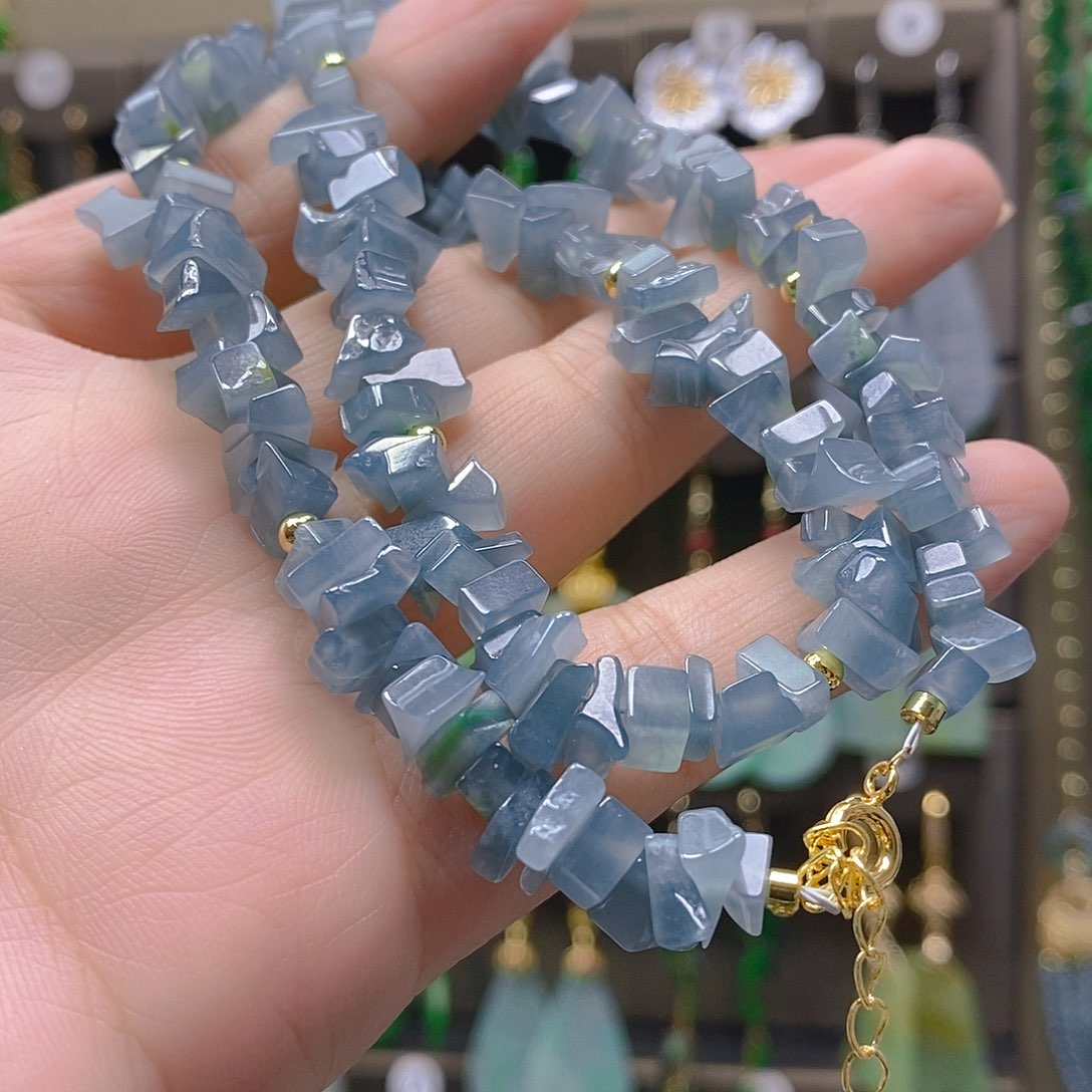 未镶嵌翡翠耳饰翡翠